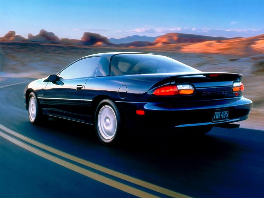  Chevrolet Camaro Z28 Coupe (1FP87) 1998 года  (фото 3 из 13)